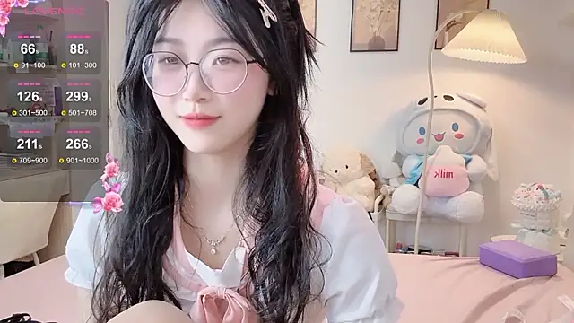 Luminous4173 在線直播表演