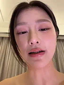 Kiki--2025 Obrolan Langsung XXX