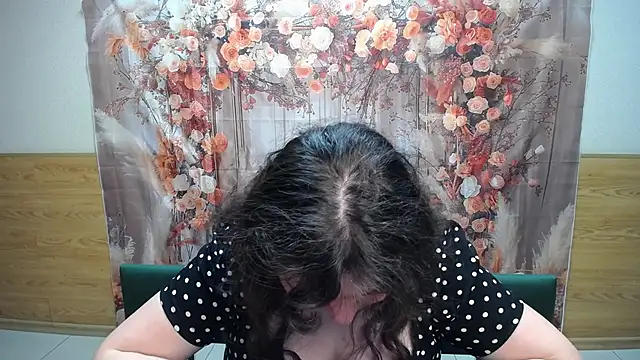 NeonilaLisova's Live XXX Chat