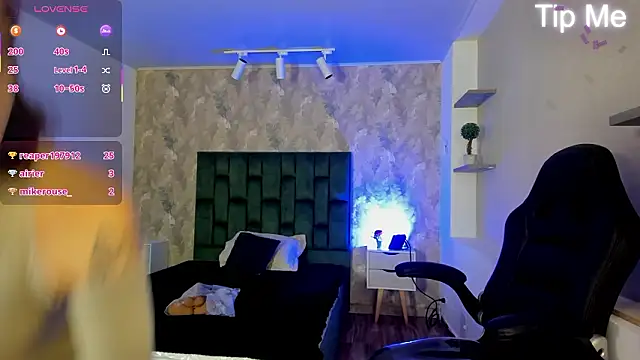 XXX chat uživo modela april_dumont