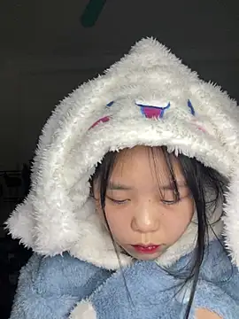 Emely-lysea Live XXX-chat