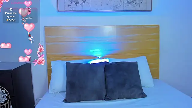 kitty_sweeety_: απευθείας συνομιλία ΧΧΧ