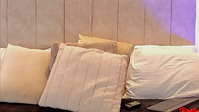 Chat XXX en directo de Lauraa_saenz11