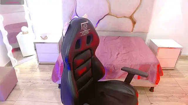 TINY_TAY Webcam-Show