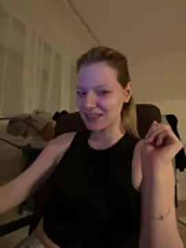 XXX chat uživo modela MaryHiggins