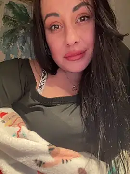 DaisyStreet live XXX chat