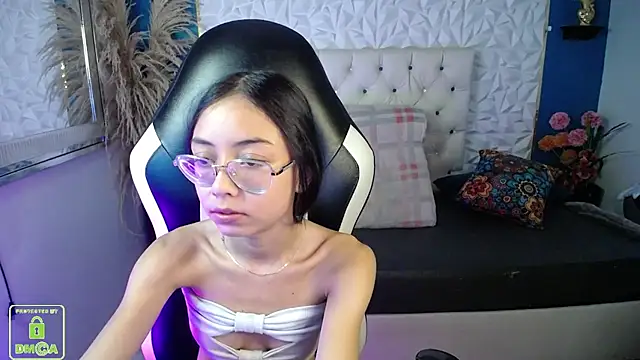 NathaliaSweet_11のライブXXXチャット