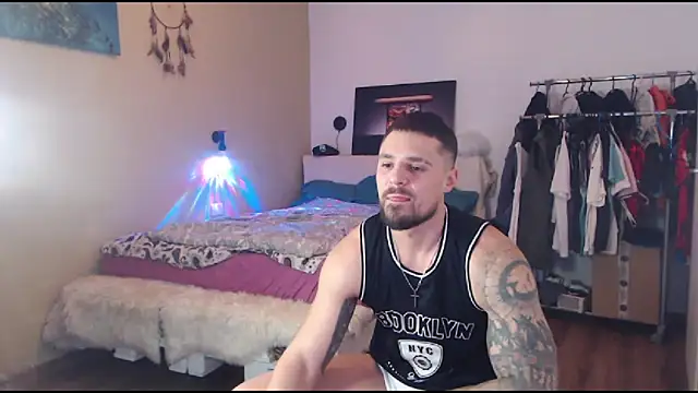 Tiberius_hunk: απευθείας συνομιλία ΧΧΧ