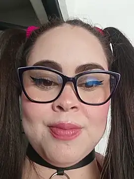 دردشة LolaVillalobos الجنسية المباشرة