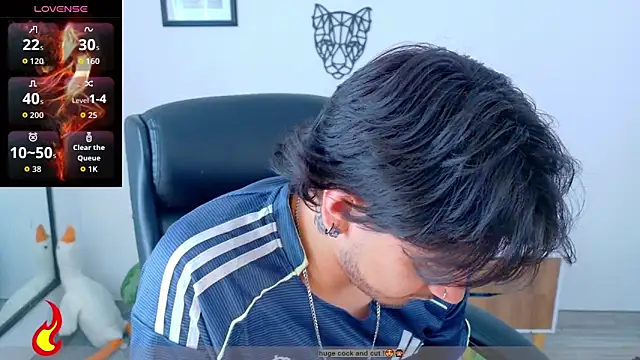 Chat +18 de Elian_savoy ao vivo