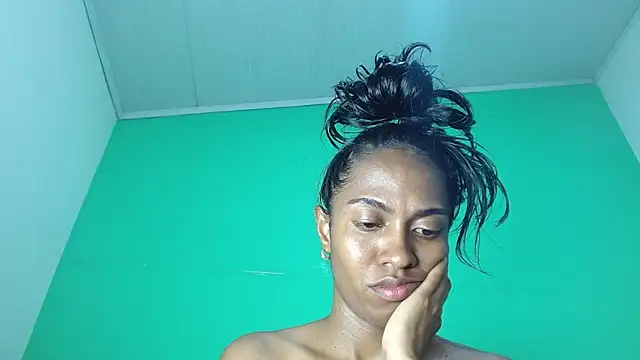 Chat XXX en directo de avaleri_cherry