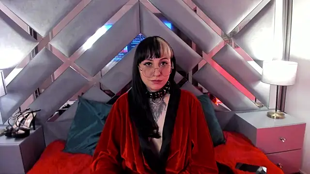 Онлайн чат XXX Ravenna666_