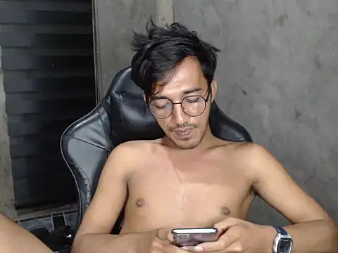 RowyCam Pertunjukan Webcam