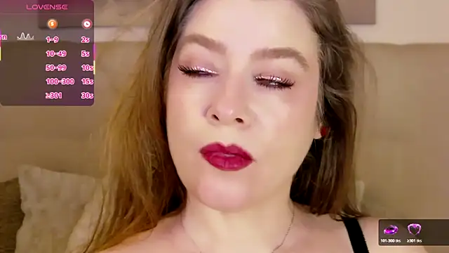 Czat XXX na żywo – PetersEmily