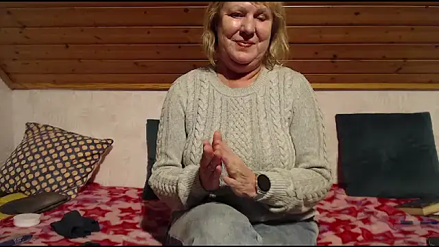 Nikole111's Webcam Show