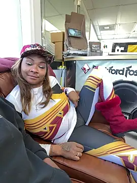 Chat +18 de HaloRodeoLover2 ao vivo