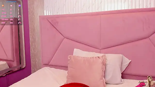 AmbeerWood_ Live XXX-Chat