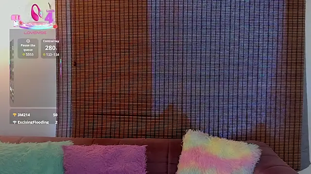 Chatroom XXX en direct de ariana_cross