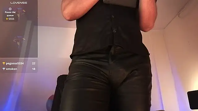 bradley_colt – Naživo XXX chat