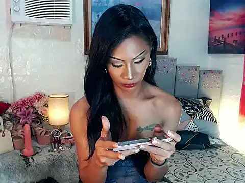 Tarah_MC_Collins 라이브 XXX 채팅