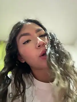 Mila_Morgan Live XXX-chat