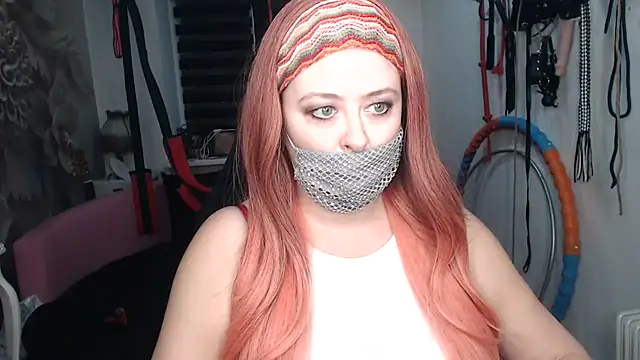 Chatroom XXX en direct de MISSwithDOLLS