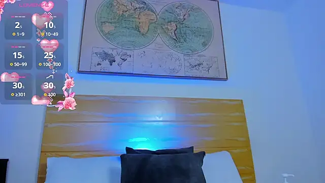 Chat +18 de kitty_sweeety_ ao vivo