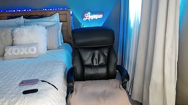 LenaxoxのライブXXXチャット