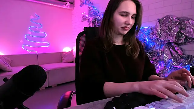 TessaMill élő XXX-chatje