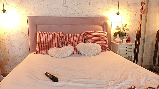 ChannelAngeless Adlı Modelin Web Kamerası Şovu