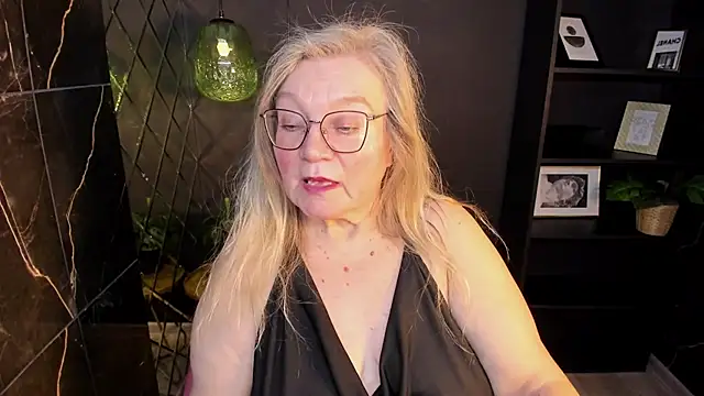 دردشة NataliMellow الجنسية المباشرة