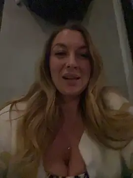 Chat XXX en directo de Sweet___Emily