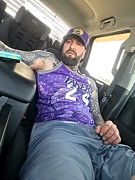 Beardedtattood's Live XXX Chat