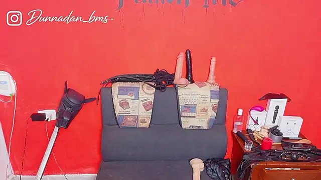 Dunnadan_Bms' Webcam Show