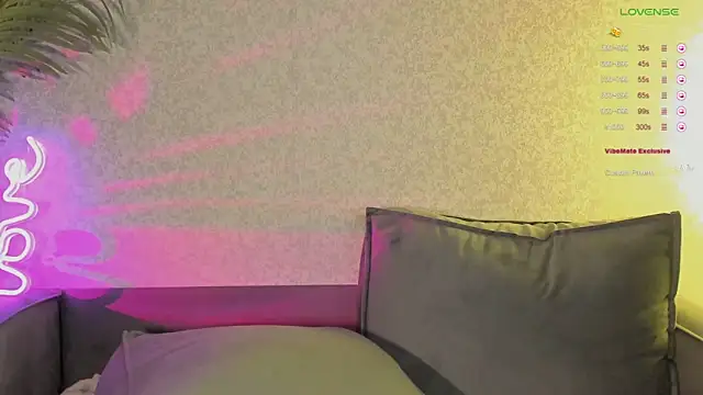 Chat +18 de ReinaKousaka ao vivo