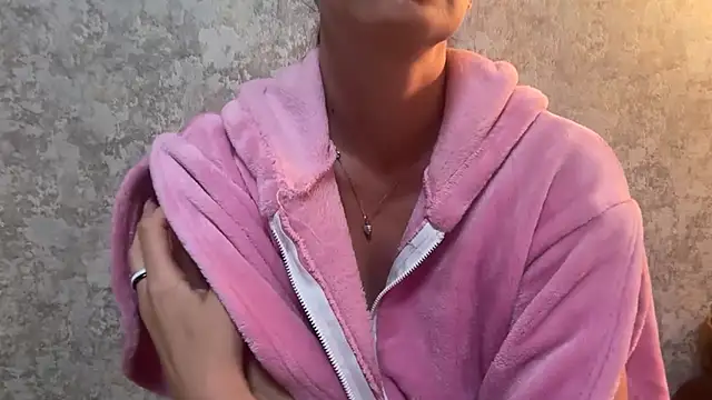 Webkamerová show Angelinaa19