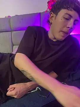 NaytonFreeman: онлайн-секс-чат