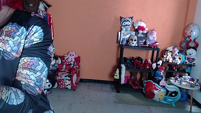 Онлайн чат XXX MissMiia2