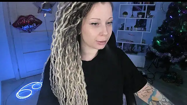 HoneySallyMoore live XXX chat