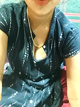 call_me_mouni099's Webcam Show