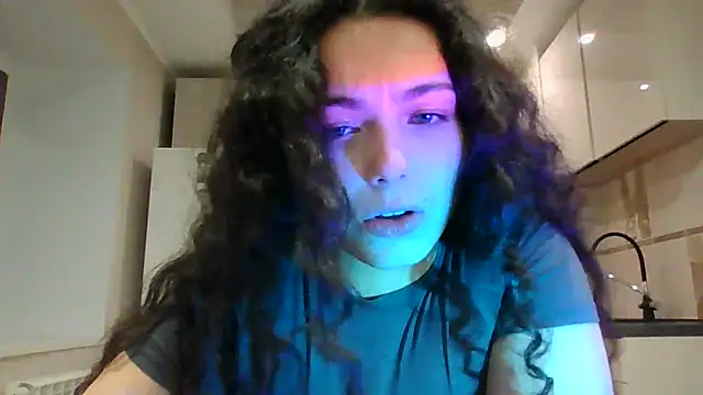 Dianasi Adlı Modelin Canlı XXX Sohbeti