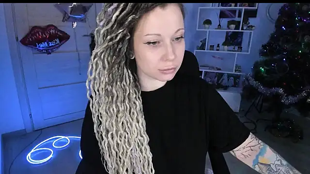 Chat XXX en directo de HoneySallyMoore