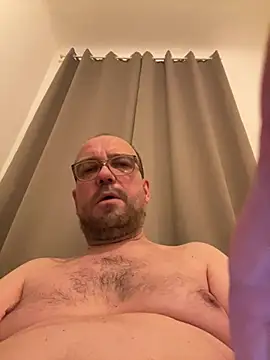 Chatroom XXX en direct de Juspio