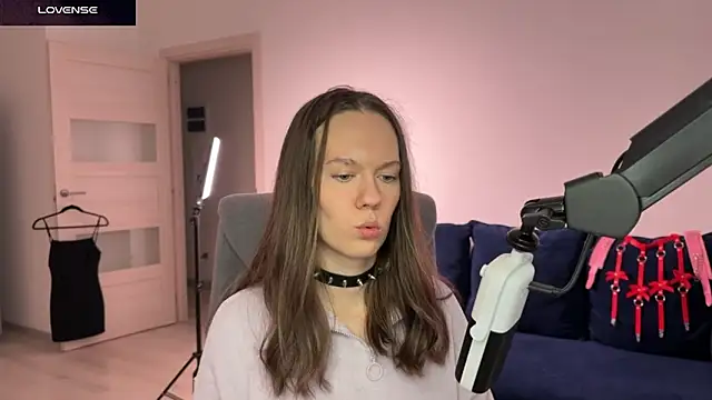 Czat XXX na żywo – SharkyBaby