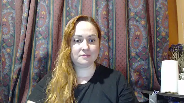 Chat +18 de Foxy_Kate3333 ao vivo