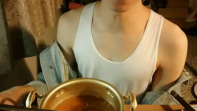 KYU890428 Webcam show