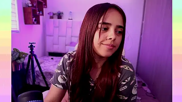 JennieBaee: вебкам-шоу