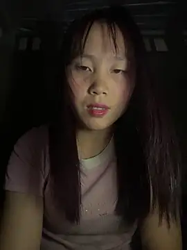 kekely Adlı Modelin Canlı XXX Sohbeti