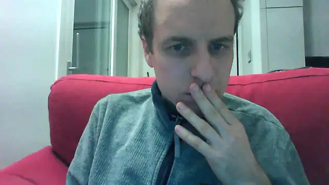 andre_italy Show in webcam