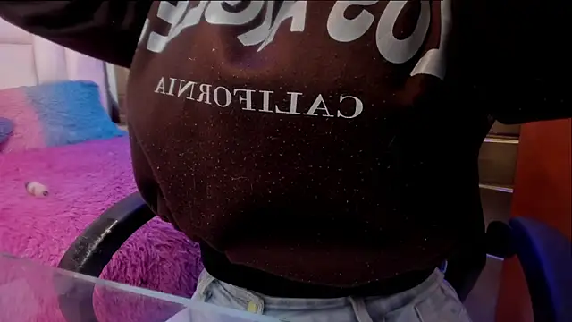 Nara_belen Adlı Modelin Canlı XXX Sohbeti